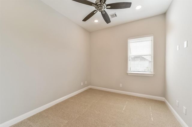 5635 Kiam Street C, Houston, TX 77007