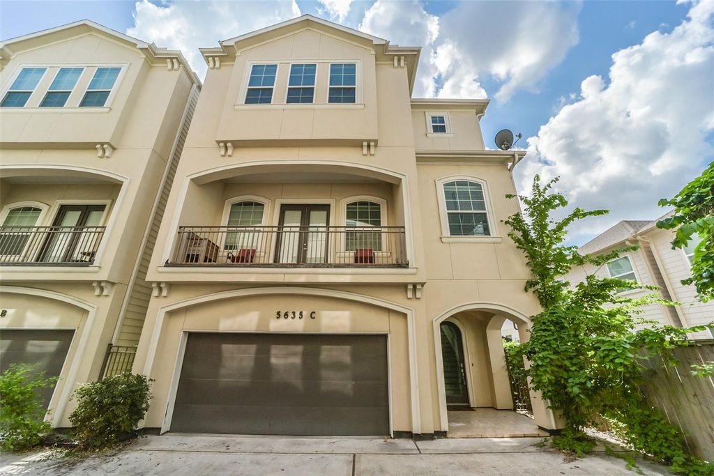 5635 Kiam Street C, Houston, TX 77007