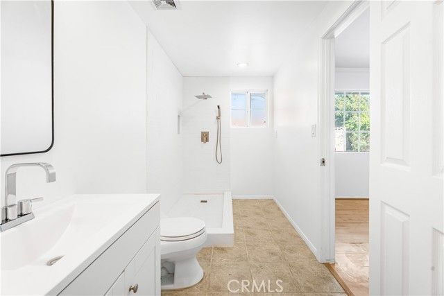 22627 Enadia Way, West Hills (los Angeles), CA 91307