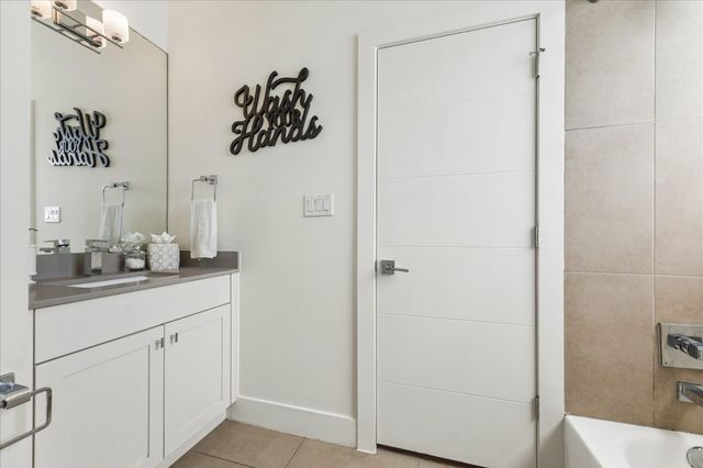 2004 Rosedale Street A, Houston, TX 77004