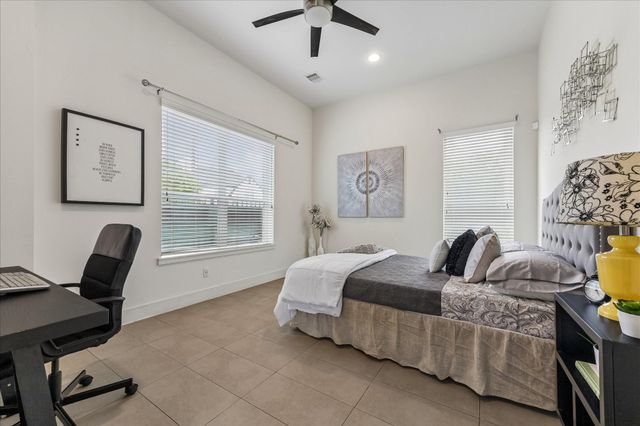 2004 Rosedale Street A, Houston, TX 77004