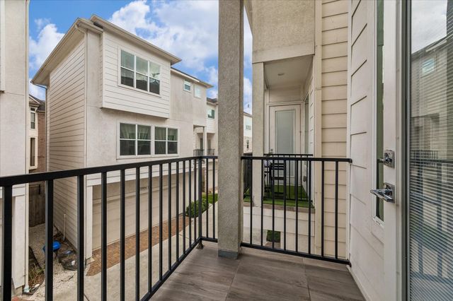 2004 Rosedale Street A, Houston, TX 77004