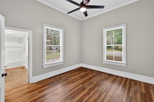 1401 Wayne Street, Darien, GA 31305