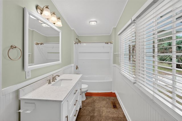 1401 Wayne Street, Darien, GA 31305