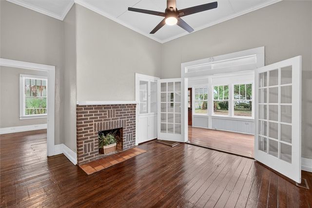 1401 Wayne Street, Darien, GA 31305