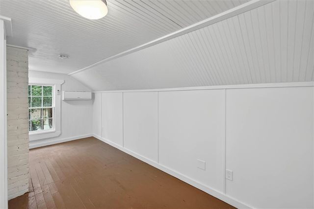 1401 Wayne Street, Darien, GA 31305