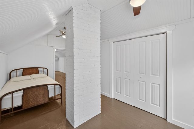 1401 Wayne Street, Darien, GA 31305