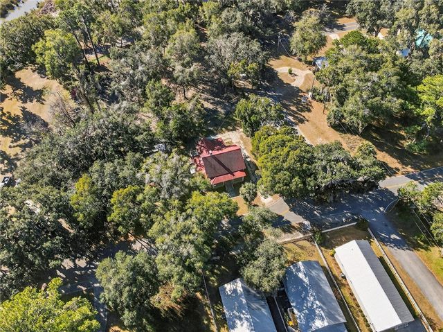 1401 Wayne Street, Darien, GA 31305