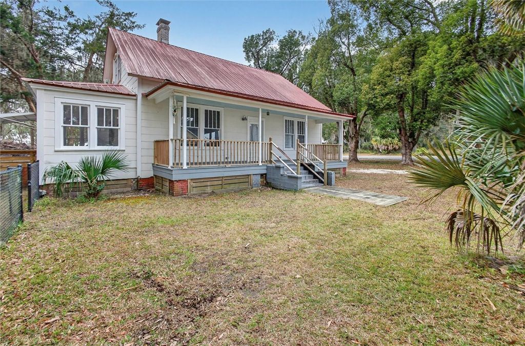 1401 Wayne Street, Darien, GA 31305