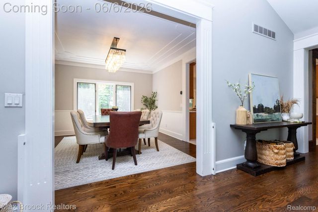 6604 College Park Drive, Springfield Charter Township, MI 48346