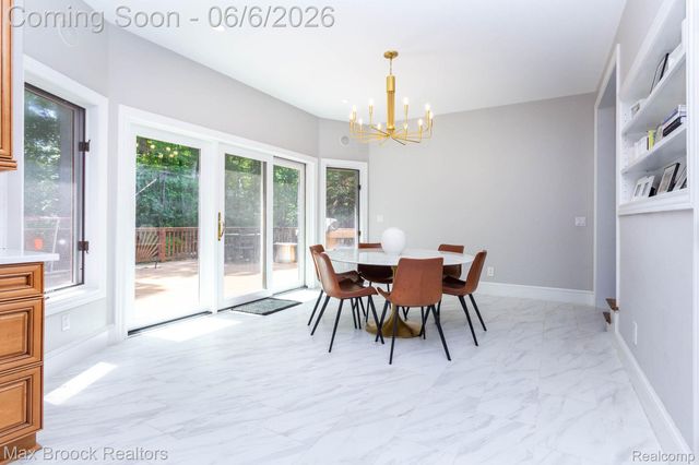6604 College Park Drive, Springfield Charter Township, MI 48346