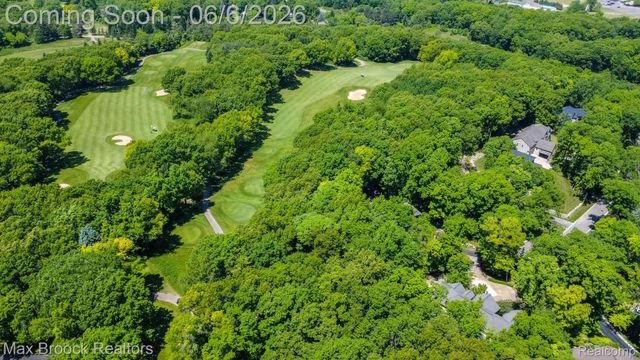 6604 College Park Drive, Springfield Charter Township, MI 48346