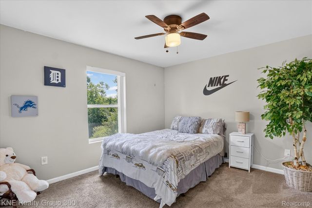 7067 Glenmeadow Court, Grand Blanc Charter Township, MI 48439