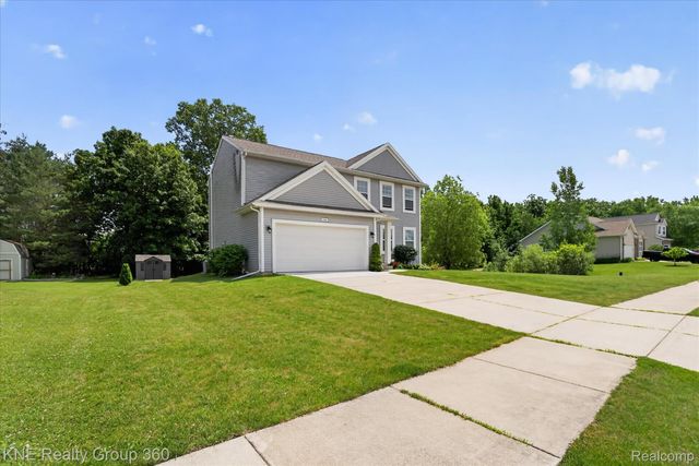 7067 Glenmeadow Court, Grand Blanc Charter Township, MI 48439