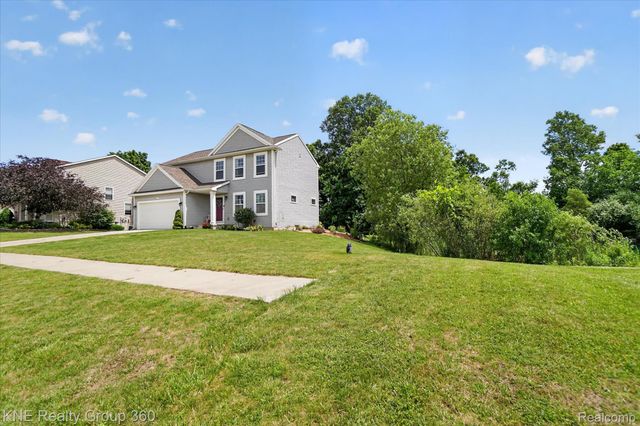 7067 Glenmeadow Court, Grand Blanc Charter Township, MI 48439