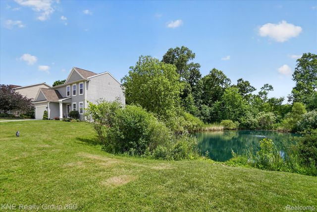 7067 Glenmeadow Court, Grand Blanc Charter Township, MI 48439
