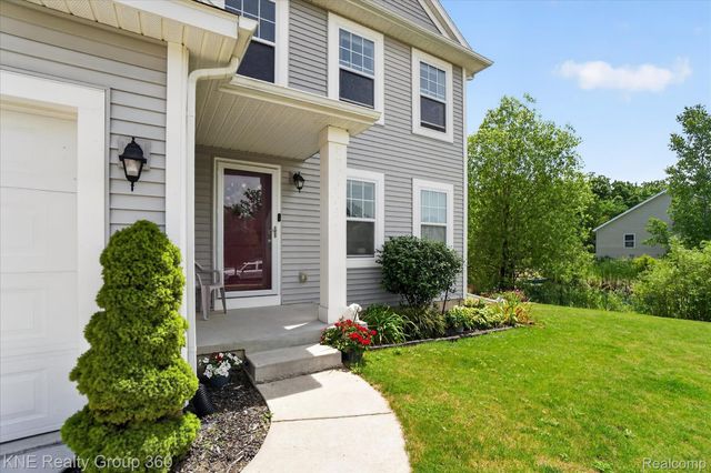 7067 Glenmeadow Court, Grand Blanc Charter Township, MI 48439