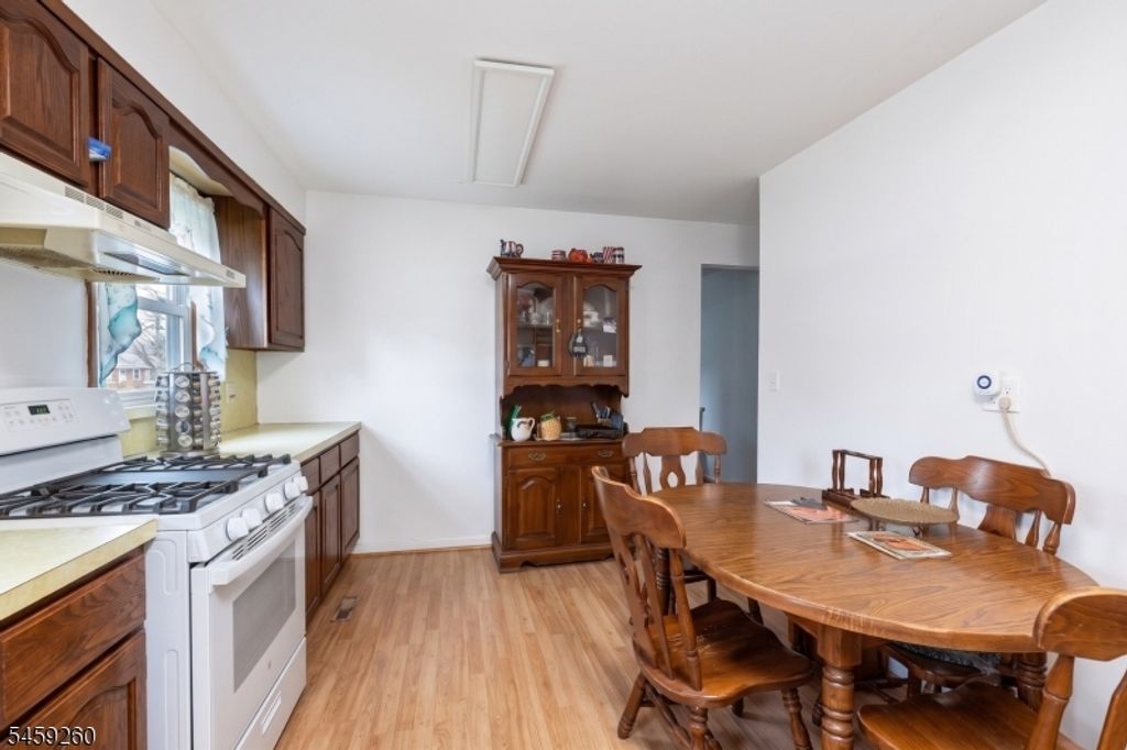 1356 Lambert St, Rahway City, NJ 07065 — photo 5