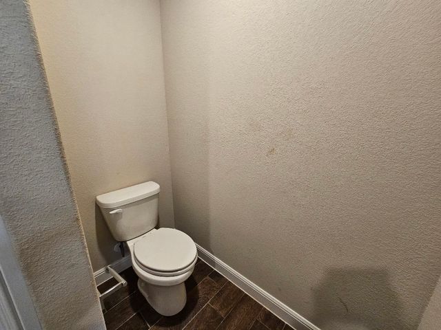 740 Breckenridge Park Drive, Alvarado, TX 76009