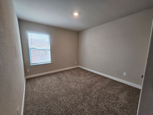 740 Breckenridge Park Drive, Alvarado, TX 76009