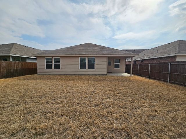 740 Breckenridge Park Drive, Alvarado, TX 76009