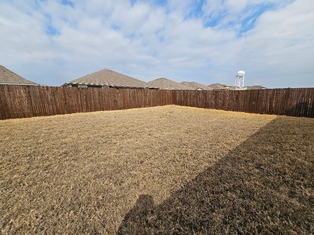 740 Breckenridge Park Drive, Alvarado, TX 76009