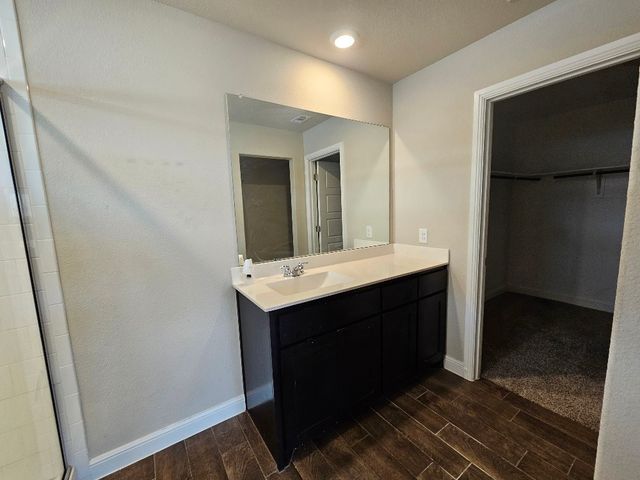 740 Breckenridge Park Drive, Alvarado, TX 76009