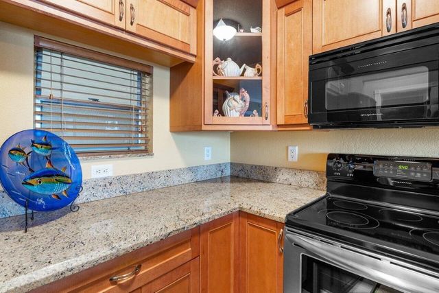 2201 SE 9th Street 107, Pompano Beach, FL 33062