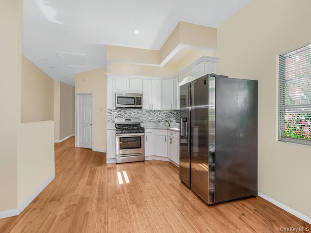 1283 E 223rd Street, Bronx, NY 10466