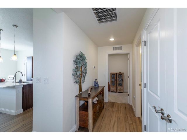 9962 W Victoria Pl 108, Littleton, CO 80127