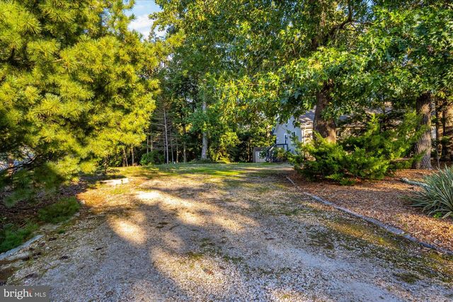 2 GARY AVE, Rehoboth Beach, DE 19971