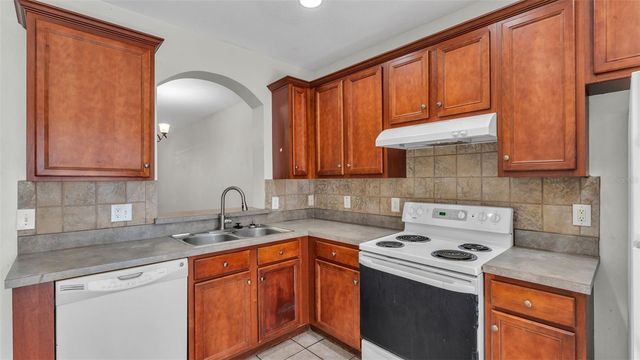 12403 FOXMOOR PEAK DRIVE, Riverview, FL 33579