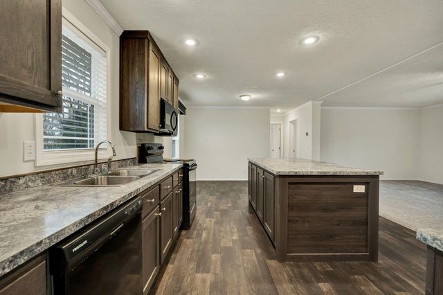 1215 Sweetwater Vonore Road, Sweetwater, TN 37874