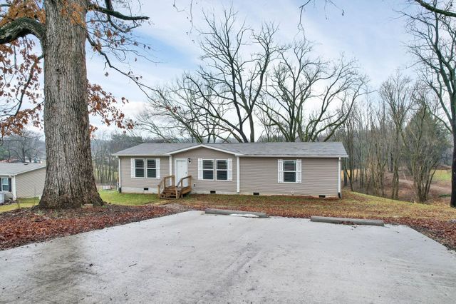 1215 Sweetwater Vonore Road, Sweetwater, TN 37874