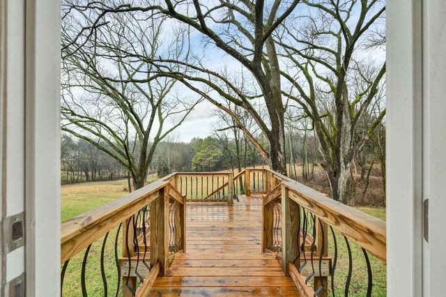 1215 Sweetwater Vonore Road, Sweetwater, TN 37874