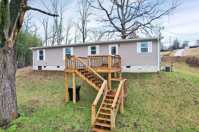 1215 Sweetwater Vonore Road, Sweetwater, TN 37874