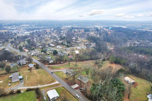 1215 Sweetwater Vonore Road, Sweetwater, TN 37874