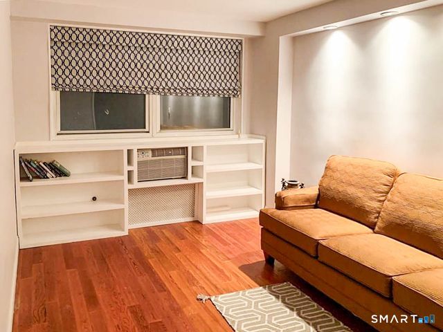 91 Strawberry Hill Avenue 923, Stamford, CT 06902