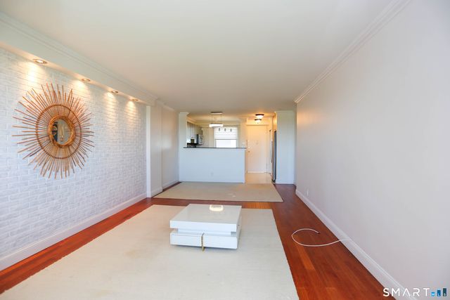 91 Strawberry Hill Avenue 923, Stamford, CT 06902