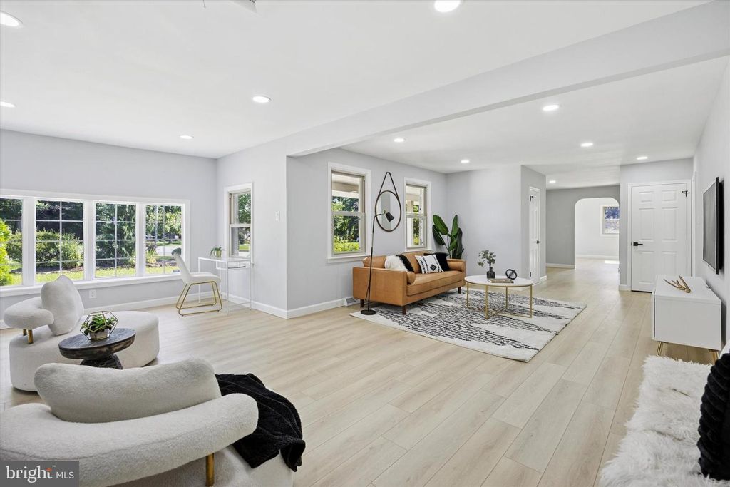 116 WAYNE DR, Cinnaminson, NJ 08077