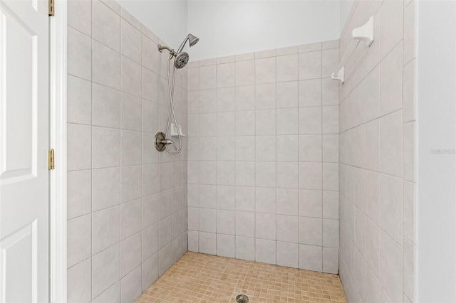 9889 66TH STREET N, Pinellas Park, FL 33782