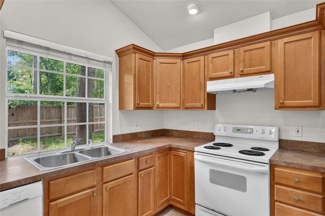 9437 SW 31ST LANE, Gainesville, FL 32608