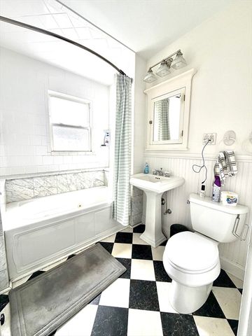 18 Winslow Road 2, Brookline, MA 02446