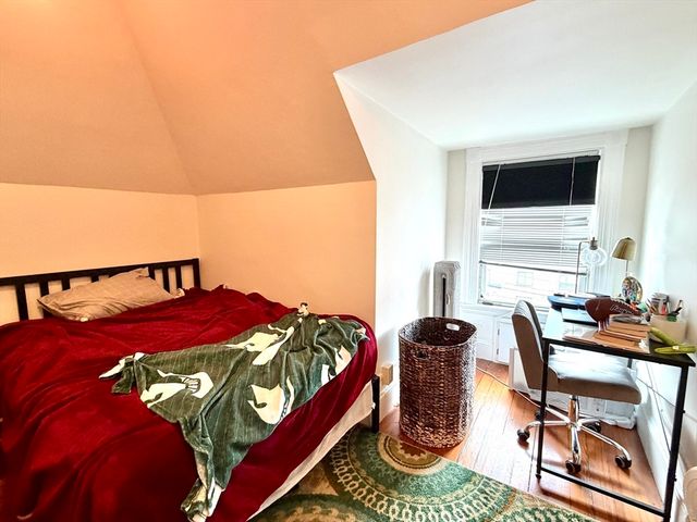 18 Winslow Road 2, Brookline, MA 02446