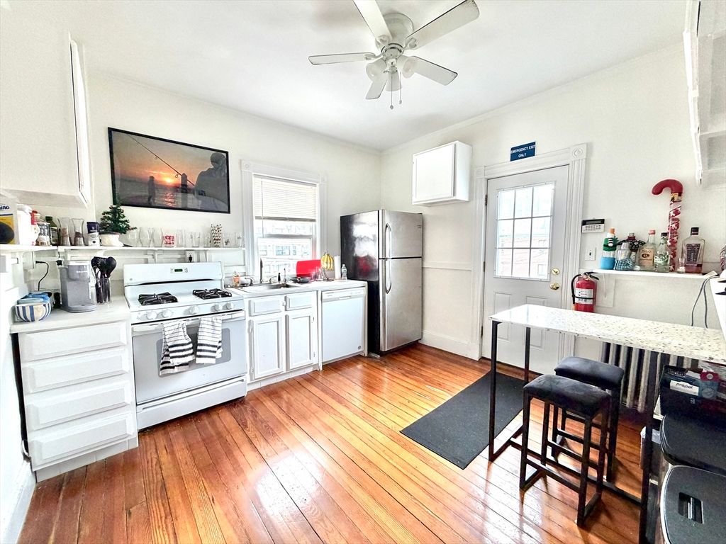 18 Winslow Road 2, Brookline, MA 02446