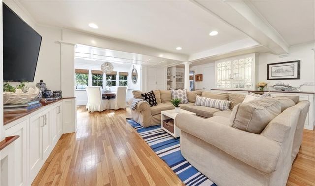 30 Spring Street, Hingham, MA 02043