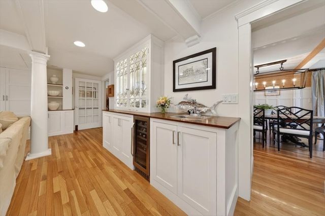 30 Spring Street, Hingham, MA 02043