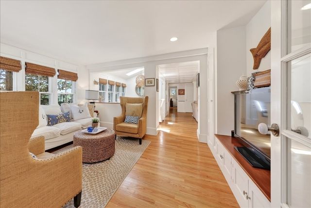 30 Spring Street, Hingham, MA 02043