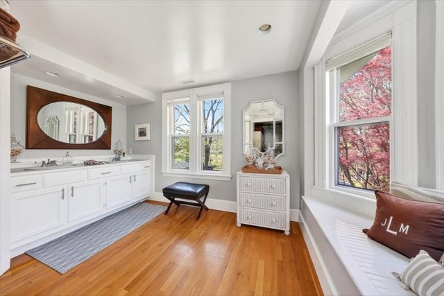 30 Spring Street, Hingham, MA 02043