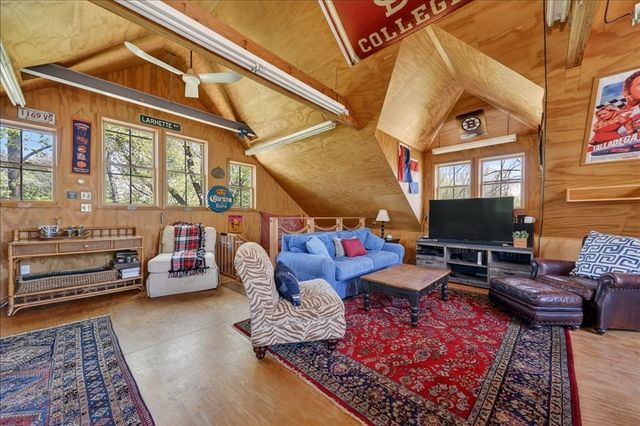 30 Spring Street, Hingham, MA 02043
